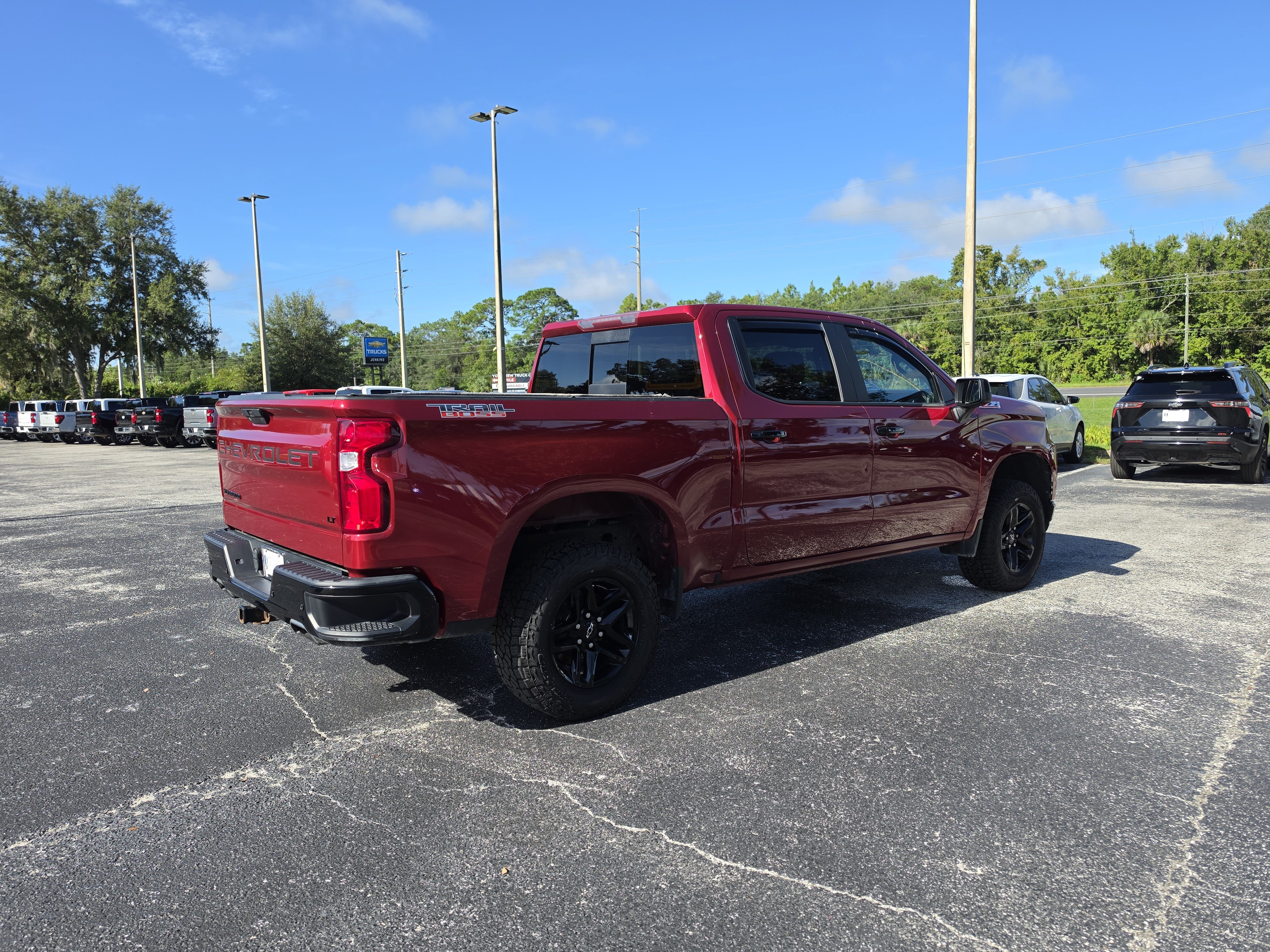 Used 2020 Chevrolet Silverado 1500 LT Trail Boss AWD/4WD image 4