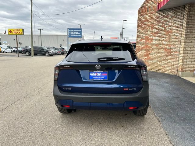 New 2025 Nissan Kicks SR AWD/4WD image 6