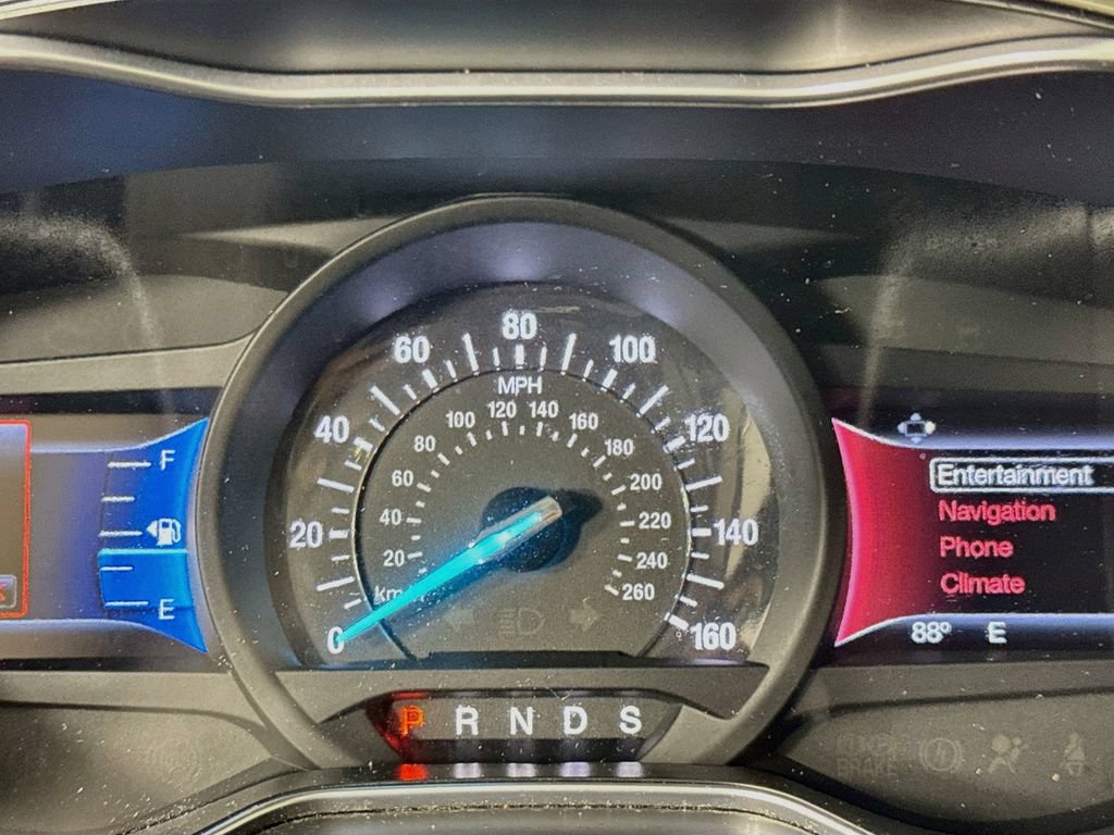 Used 2016 Ford Fusion SE w/ Equipment Group 202A AWD/4WD image 16