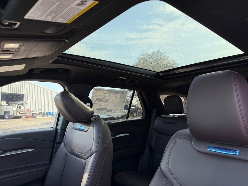 New 2026 Ford Explorer Platinum image 23