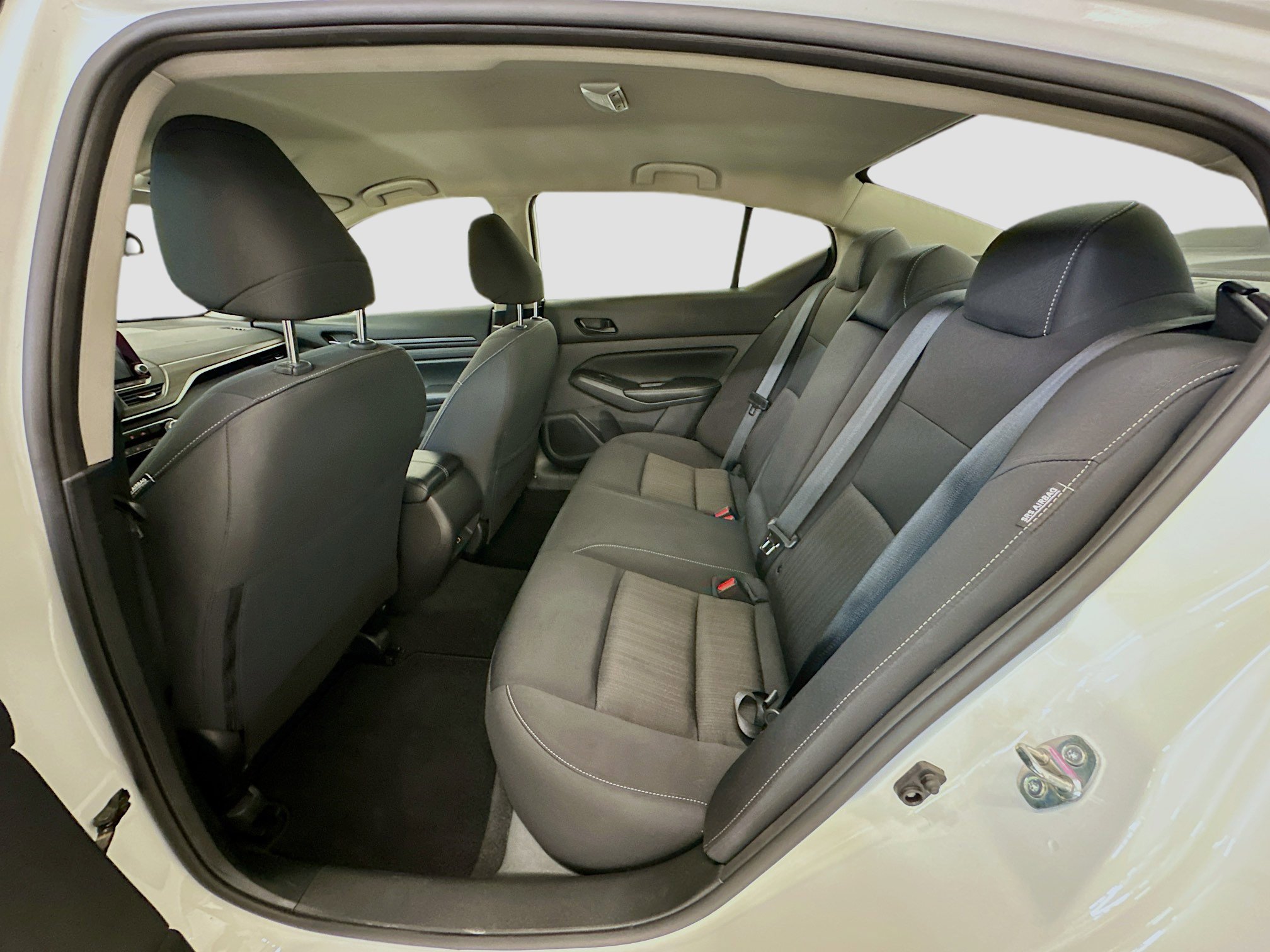 Used 2024 Nissan Altima 2.5 SV image 28