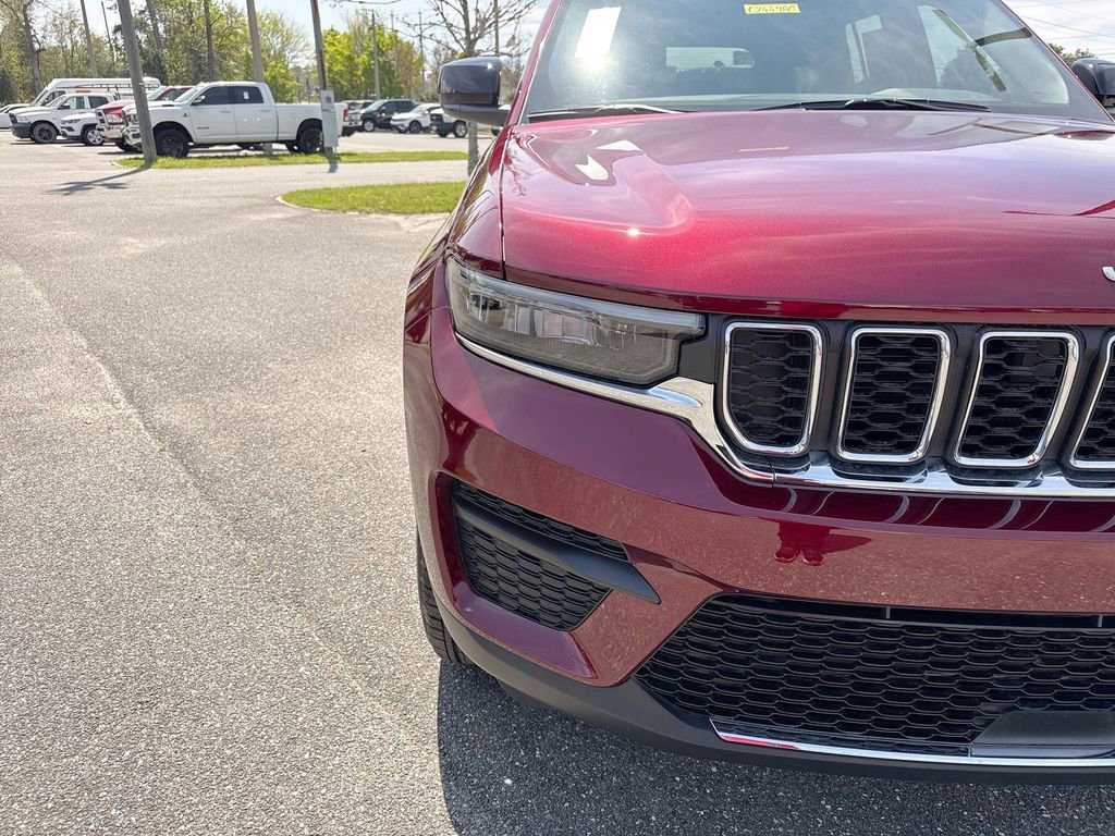 New 2026 Jeep Grand Cherokee Laredo X image 9