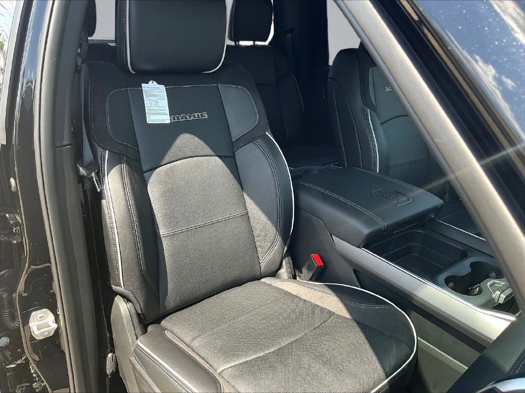 New 2026 RAM 2500 Laramie w/ Night Edition AWD/4WD image 14