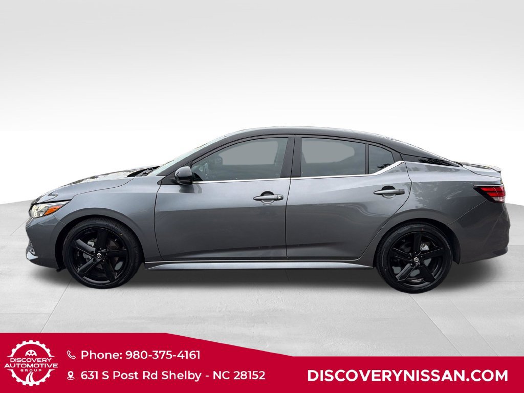 Certified 2022 Nissan Sentra SR w/ Midnight Edition FWD image 9