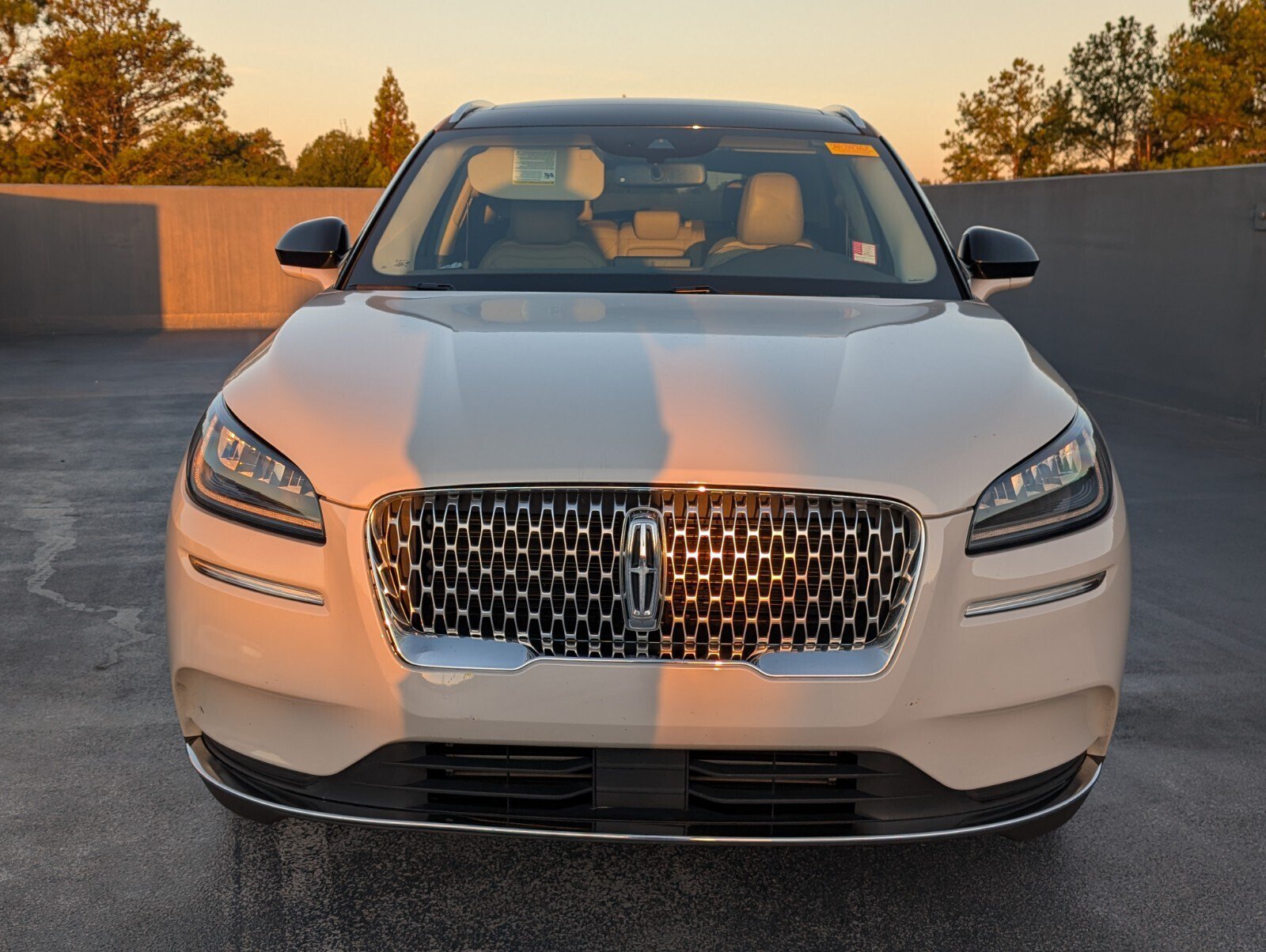 Used 2022 Lincoln Corsair FWD w/ Premium Package image 8