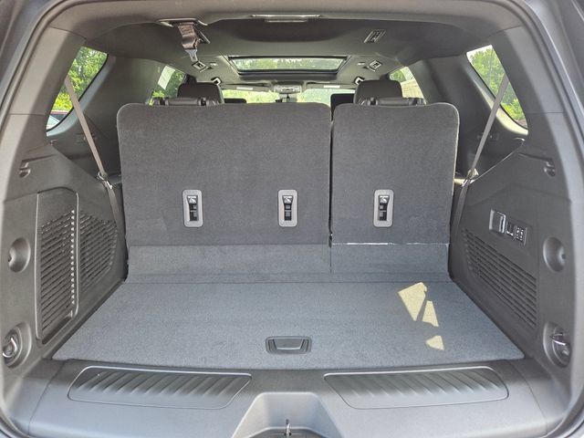 New 2026 GMC Yukon Elevation w/ Elevation Premium Package AWD/4WD image 20