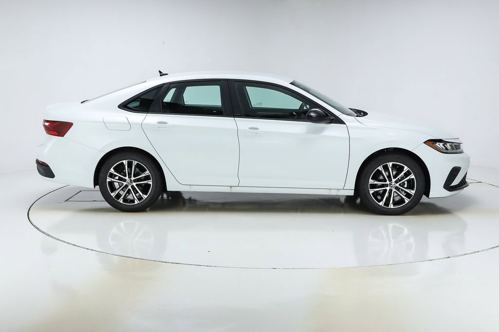 New 2025 Volkswagen Jetta Sport image 10
