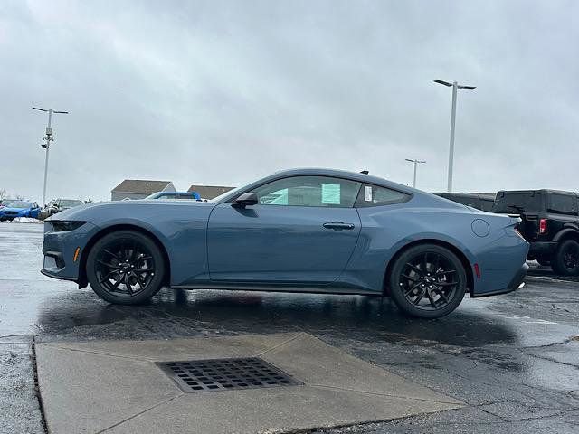 New 2026 Ford Mustang Coupe image 4