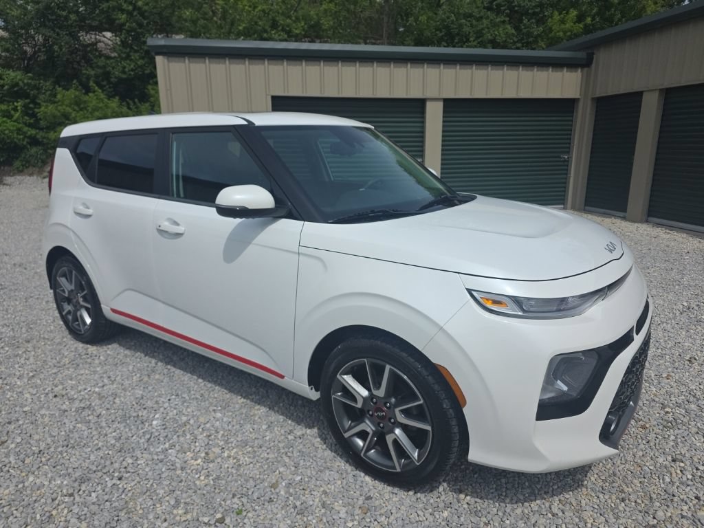Used 2022 Kia Soul GT-Line FWD image 9