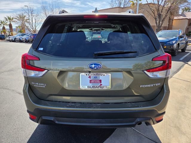Used 2023 Subaru Forester Premium image 5
