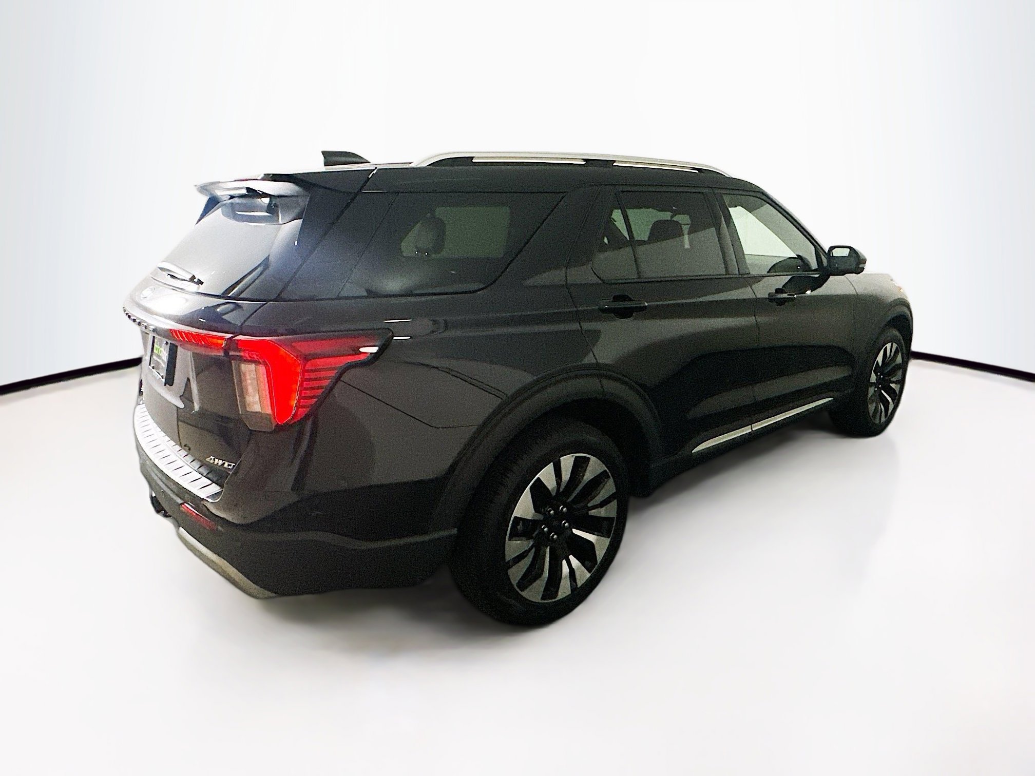 Used 2025 Ford Explorer Platinum w/ LUX Leather Package image 9