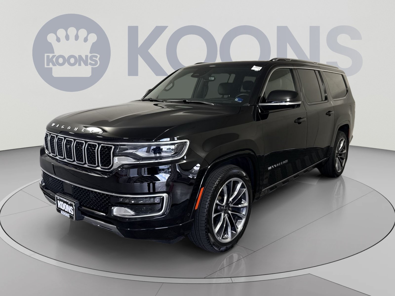 Used 2023 Jeep Wagoneer L Series III w/ Premium Group I AWD/4WD image 1