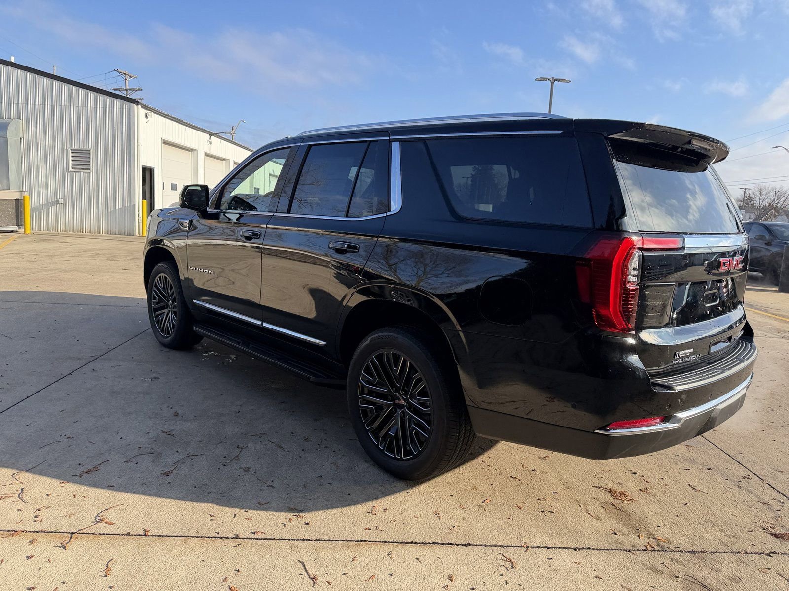 New 2026 GMC Yukon Elevation image 32