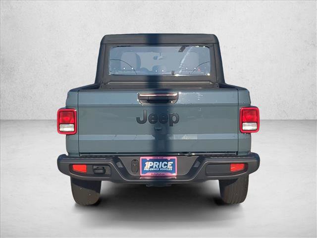 Used 2025 Jeep Gladiator Sport AWD/4WD image 7