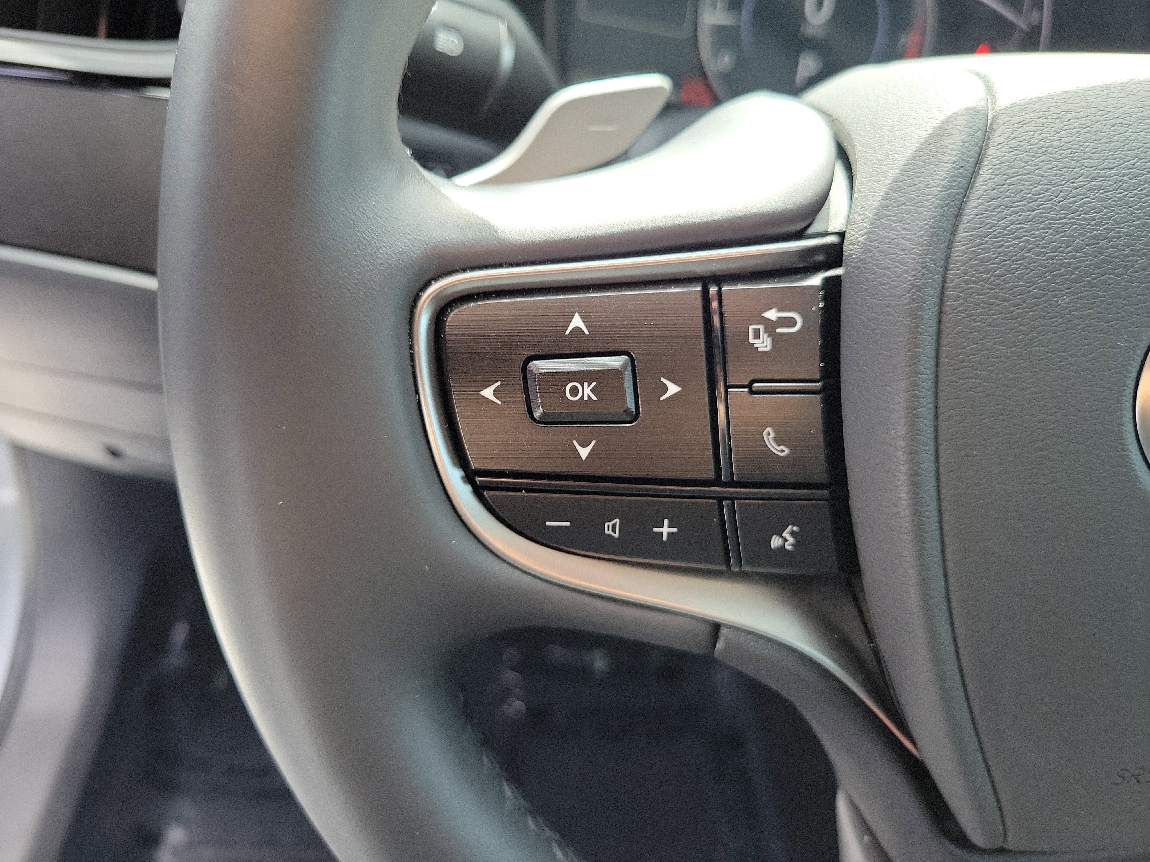 Certified 2025 Lexus ES 350 w/ Premium Package FWD image 28