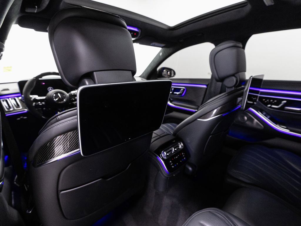 Used 2024 Mercedes-Benz S 63 AMG S image 31