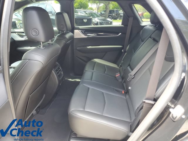 Certified 2024 Cadillac XT5 Premium Luxury w/ Technology Package FWD image 12