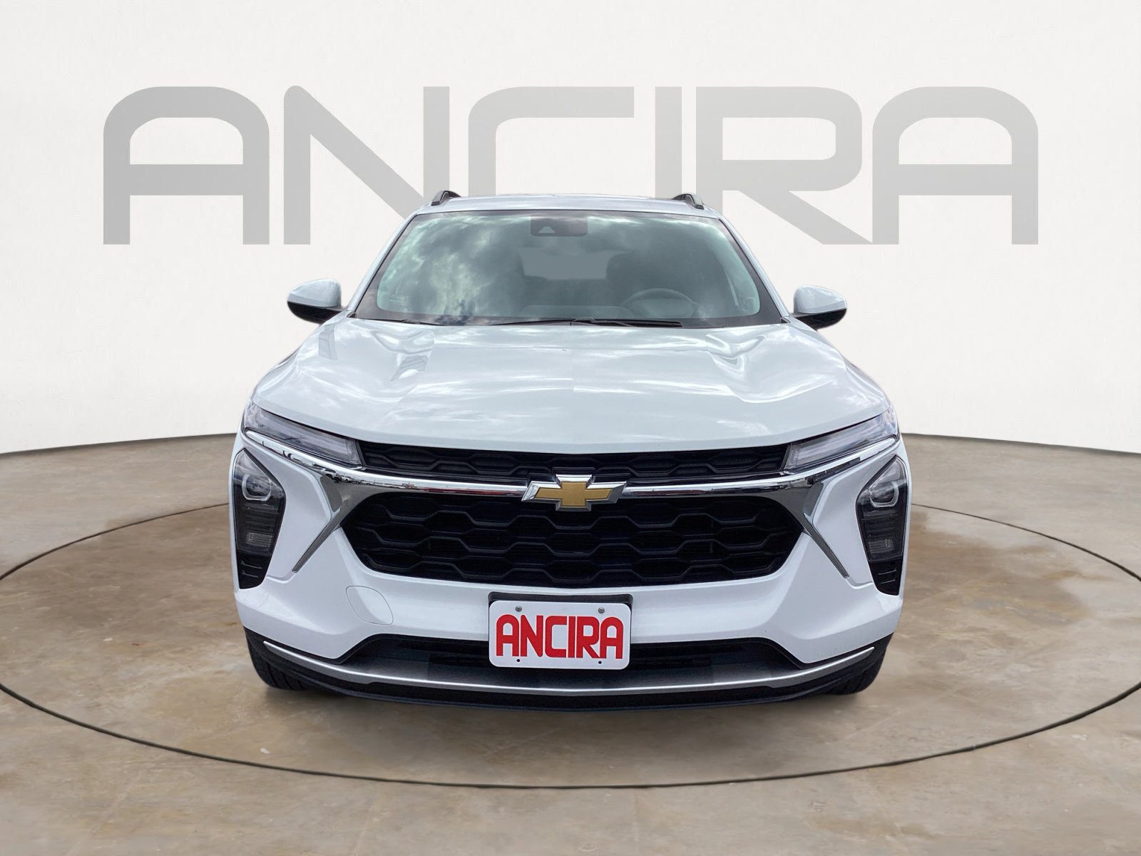 Used 2025 Chevrolet Trax LT FWD image 8