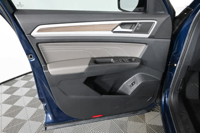 Certified 2023 Volkswagen Atlas SEL AWD/4WD image 21