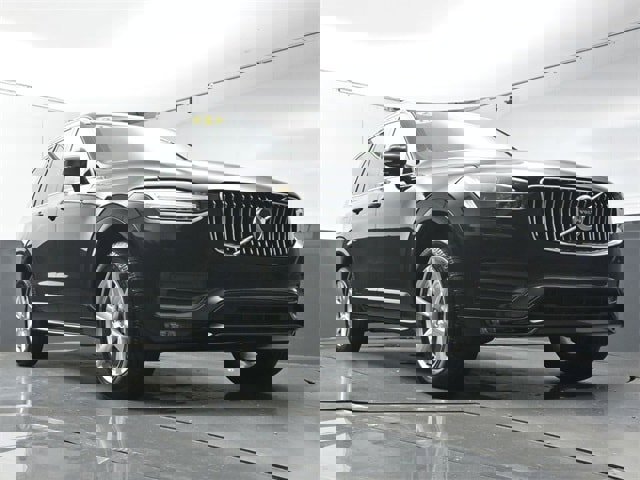 Used 2021 Volvo XC90 T5 Momentum w/ Climate Package image 34