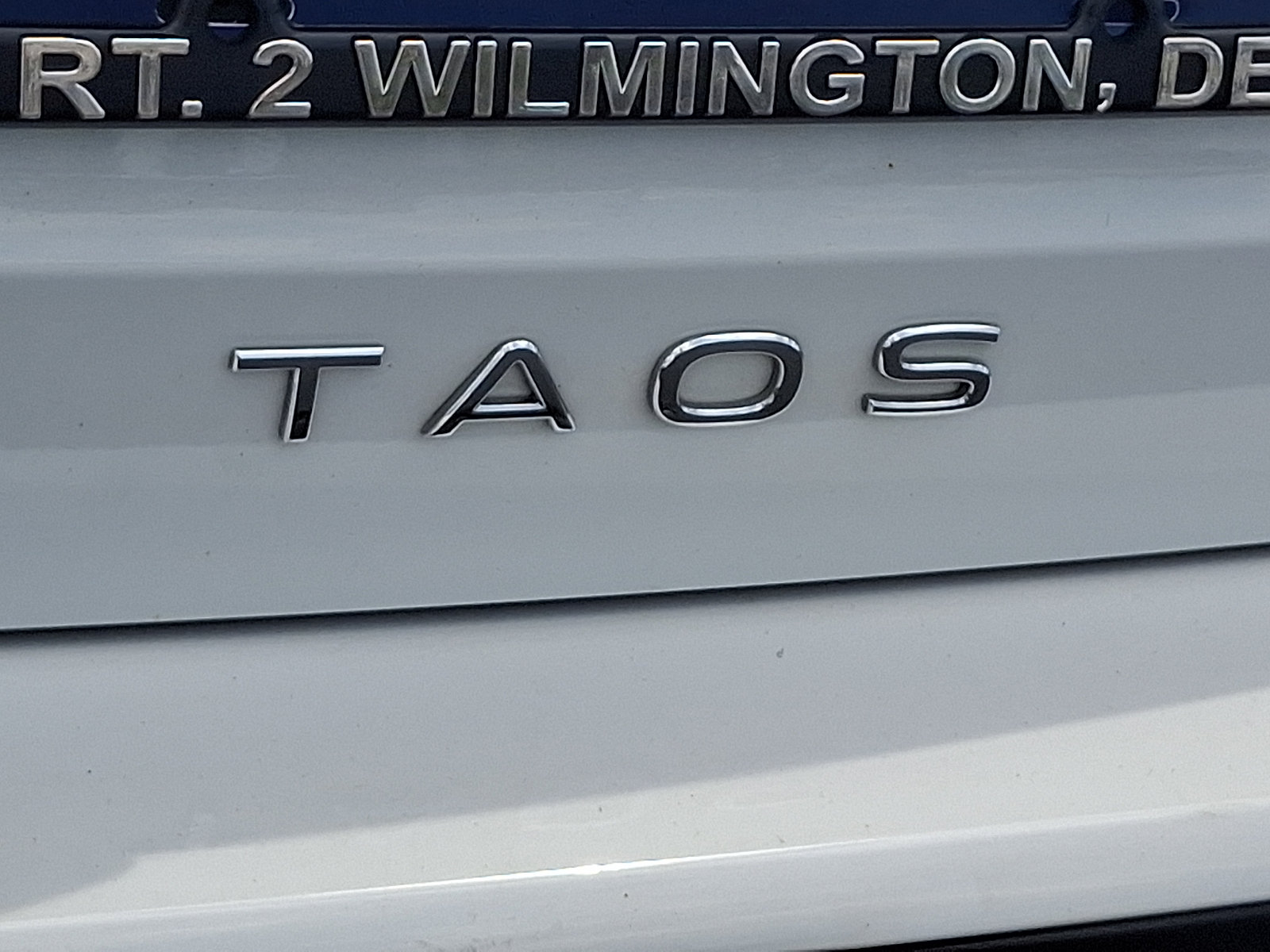 Certified 2023 Volkswagen Taos SE FWD image 29