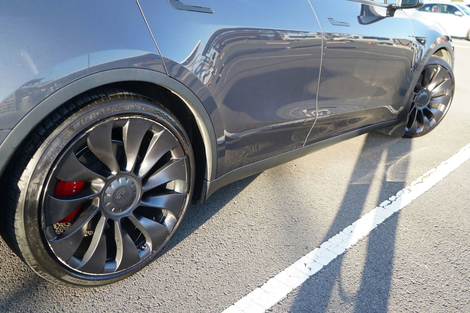 Used 2022 Tesla Model Y Performance image 7