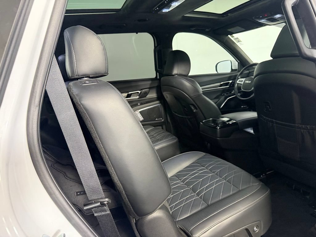 Used 2024 Kia Telluride SX Prestige X-Pro AWD/4WD image 29