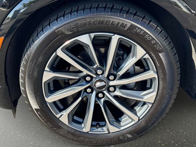 Certified 2024 Cadillac Lyriq Sport w/ LPO, Floor Liner Package AWD/4WD image 9