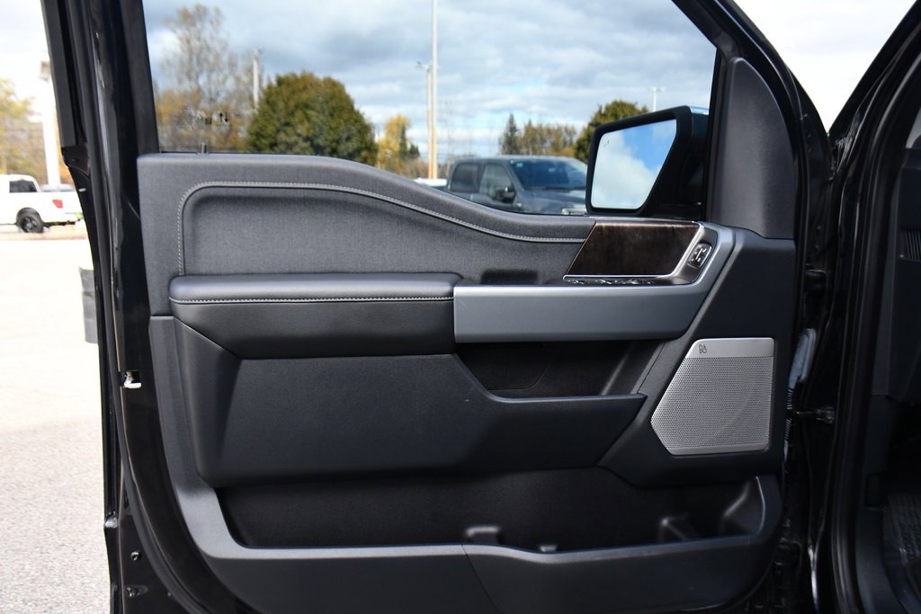 Used 2023 Ford F150 Lariat w/ Equipment Group 502A High image 21