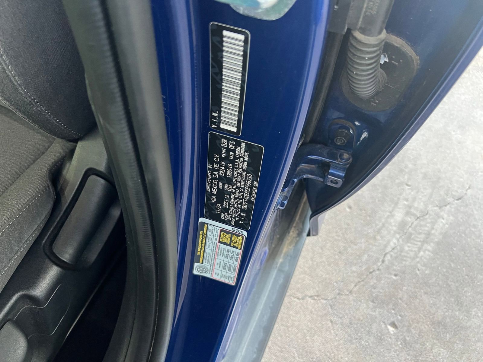 Used 2025 Kia K4 FWD image 29