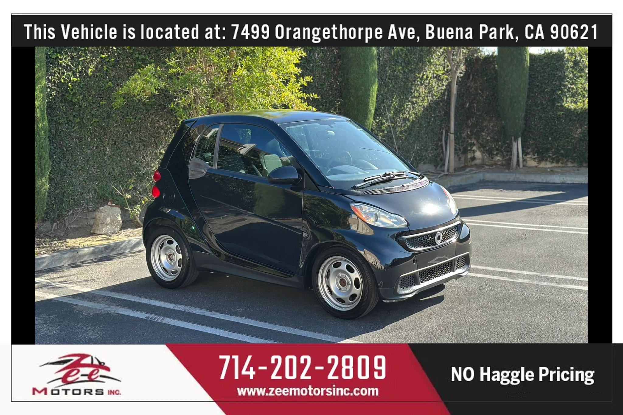 Used 2014 smart fortwo pure RWD image 4