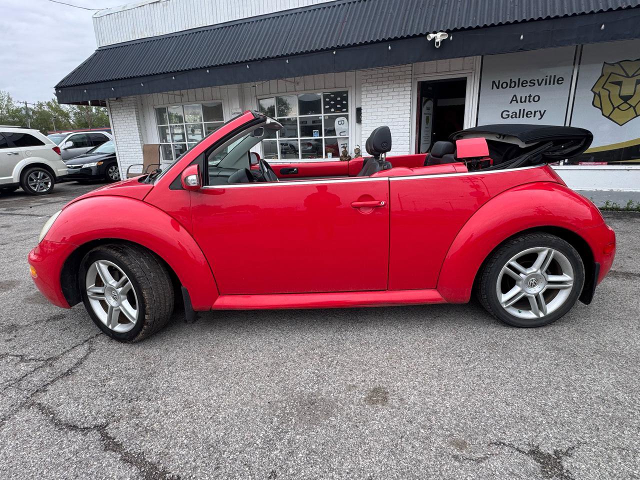 Used 2004 Volkswagen Beetle GLS FWD image 13