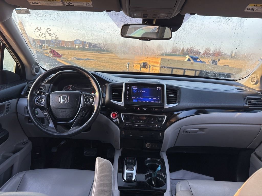 Used 2017 Honda Pilot Touring image 21