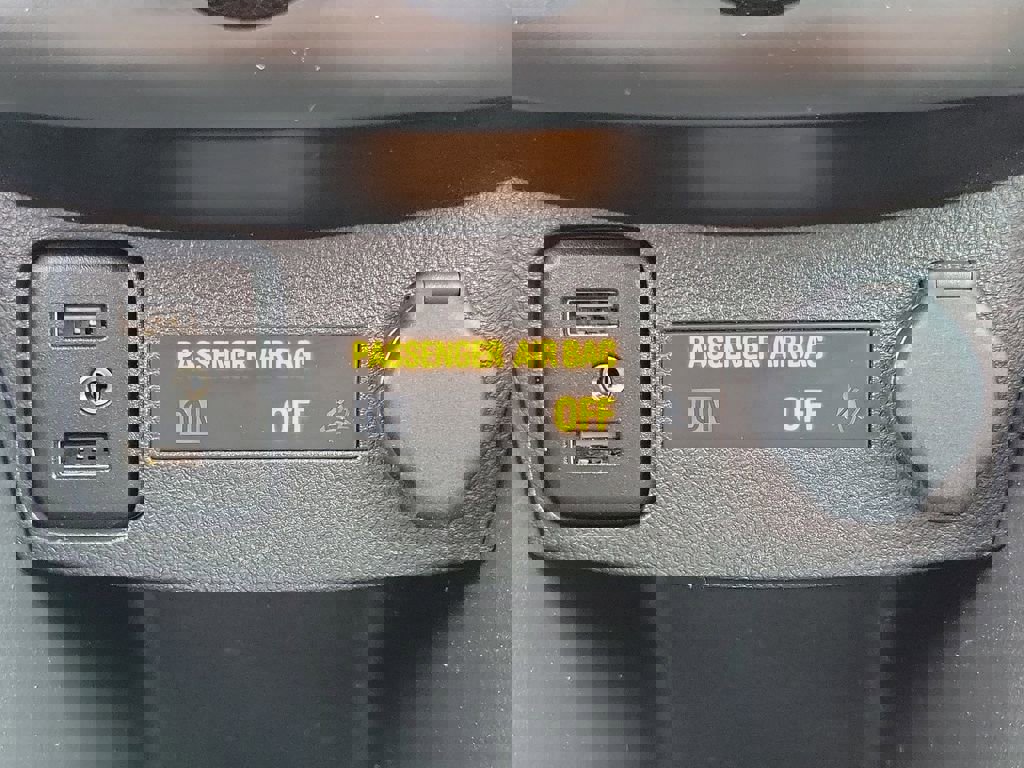 Certified 2020 Chevrolet Trax LS w/ Tint and Cruise Package image 25