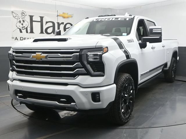 Used 2025 Chevrolet Silverado 2500 High Country w/ High Country Premium Package AWD/4WD image 31