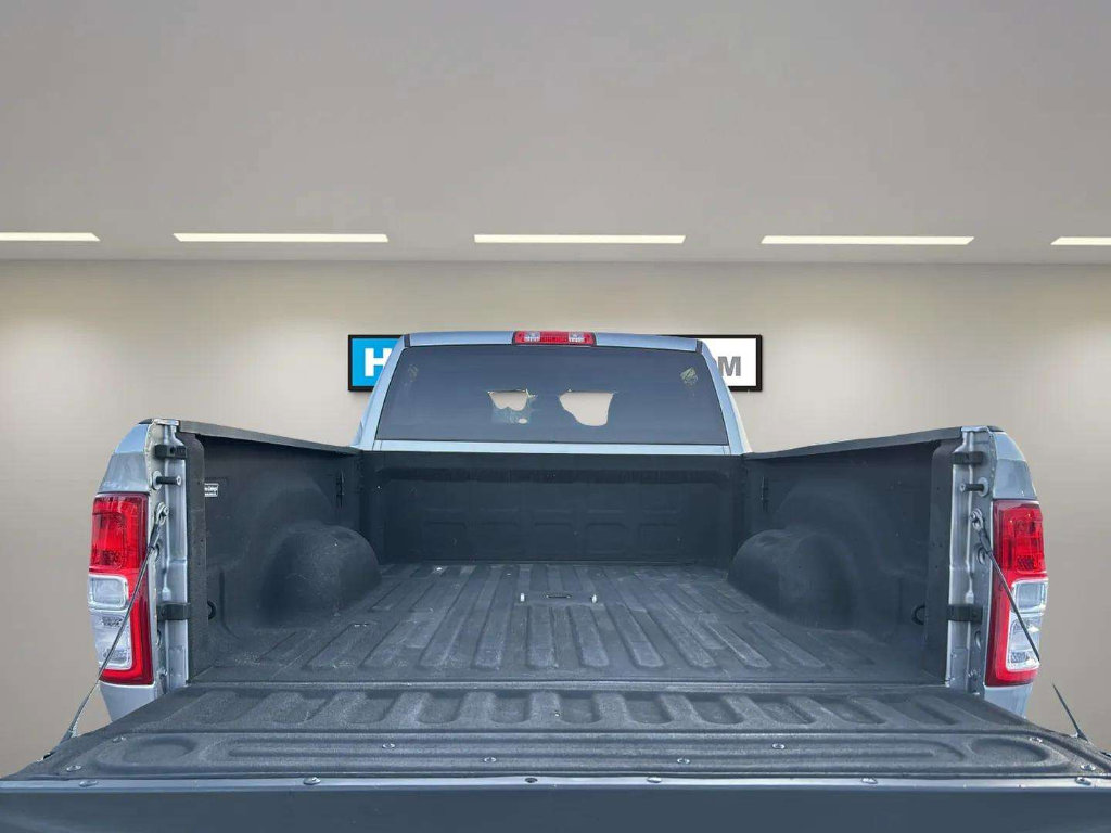 Used 2019 RAM 2500 Big Horn image 9