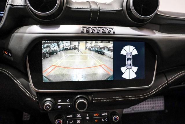 Used 2019 Ferrari Portofino image 29