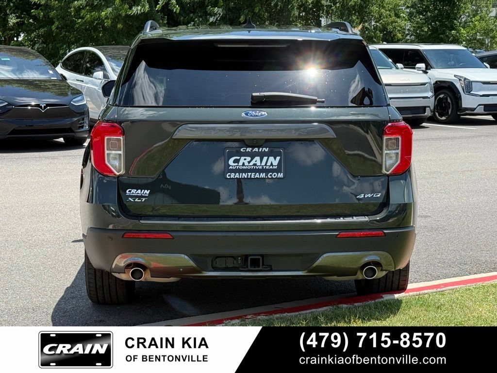 Used 2024 Ford Explorer XLT w/ Equipment Group 202A AWD/4WD image 6