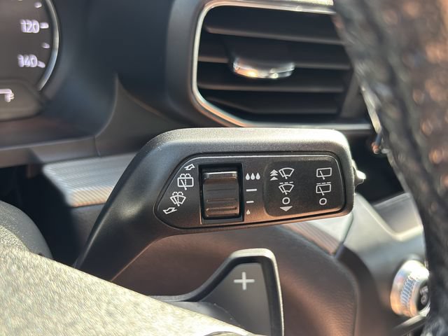 Used 2020 Ford Explorer XLT w/ Equipment Group 202A AWD/4WD image 22
