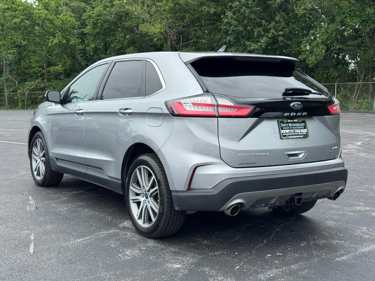 Used 2022 Ford Edge Titanium w/ Class II Trailer Tow Package AWD/4WD image 7