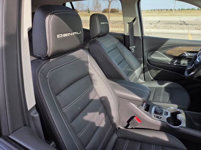 Used 2024 GMC Terrain Denali w/ Denali Premium Package image 39