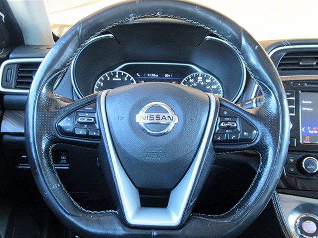 Used 2016 Nissan Maxima Platinum w/ Interior Lighting Package image 18