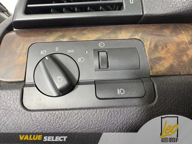 Used 2003 BMW 325xi Sedan AWD/4WD image 21
