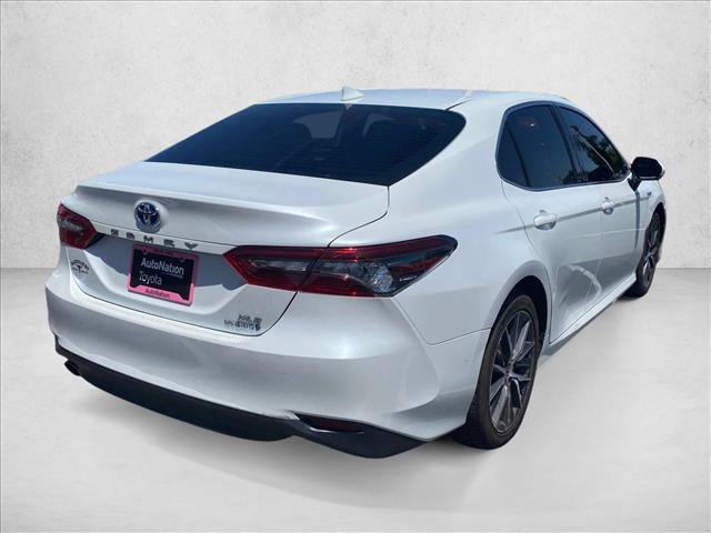 Used 2021 Toyota Camry XLE FWD image 5