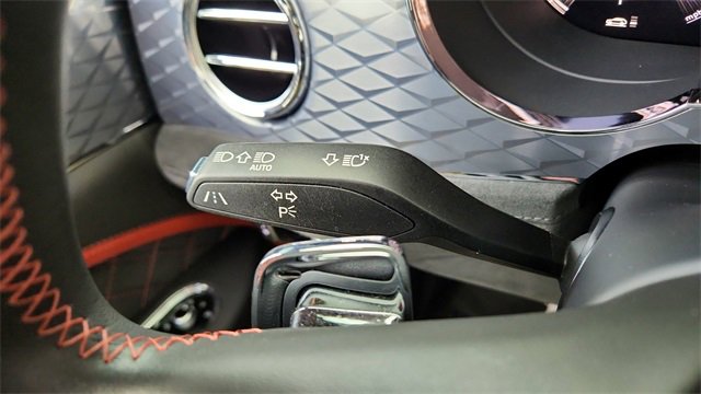 Used 2022 Bentley Bentayga Speed image 39