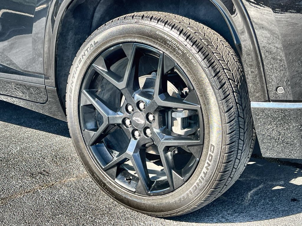 Used 2024 Chevrolet Traverse RS w/ LPO, Floor Liner Package AWD/4WD image 11