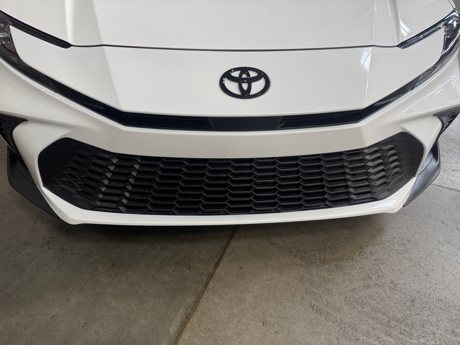 Used 2026 Toyota Camry SE image 23