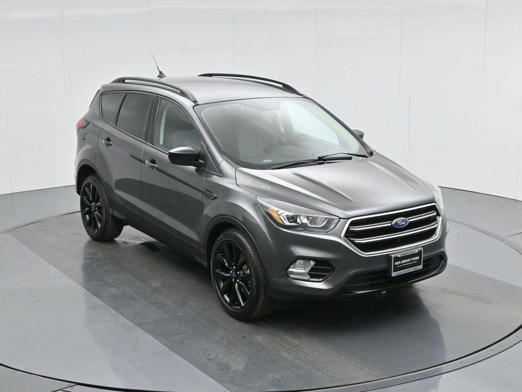 Used 2019 Ford Escape SE image 41