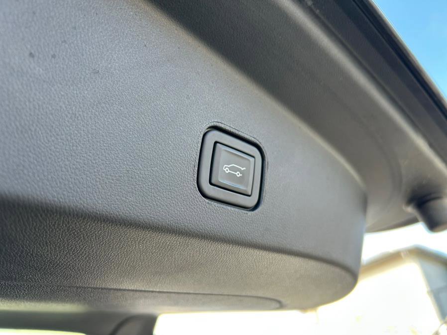 Used 2024 Cadillac Lyriq Luxury w/ LPO, Floor Liner Package image 62