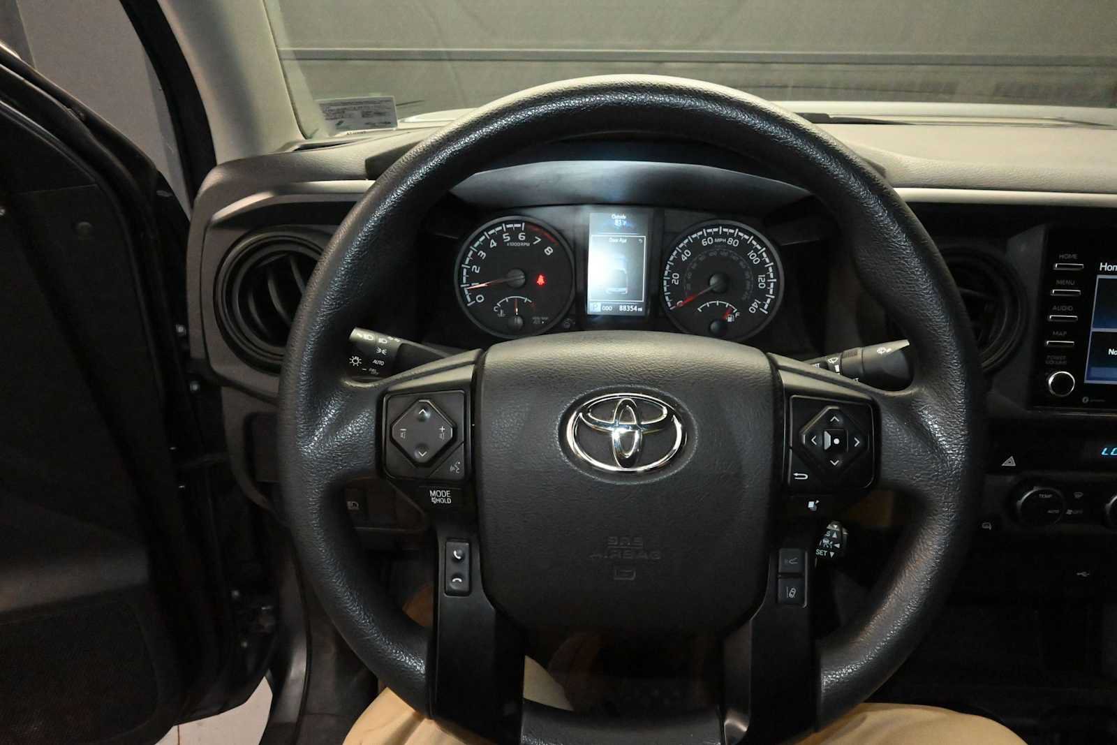 Used 2022 Toyota Tacoma SR AWD/4WD image 12